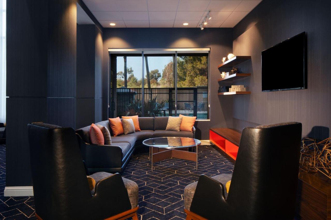 Courtyard By Marriott Newark Silicon Valley Extérieur photo