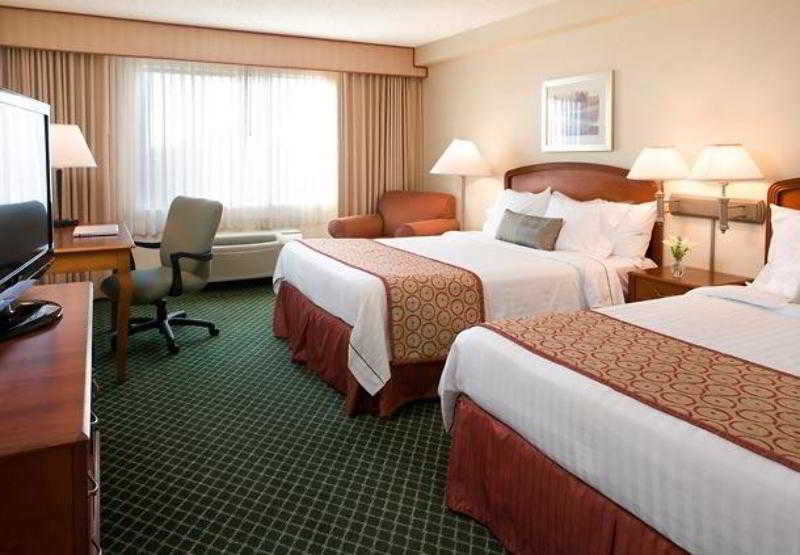 Courtyard By Marriott Newark Silicon Valley Extérieur photo